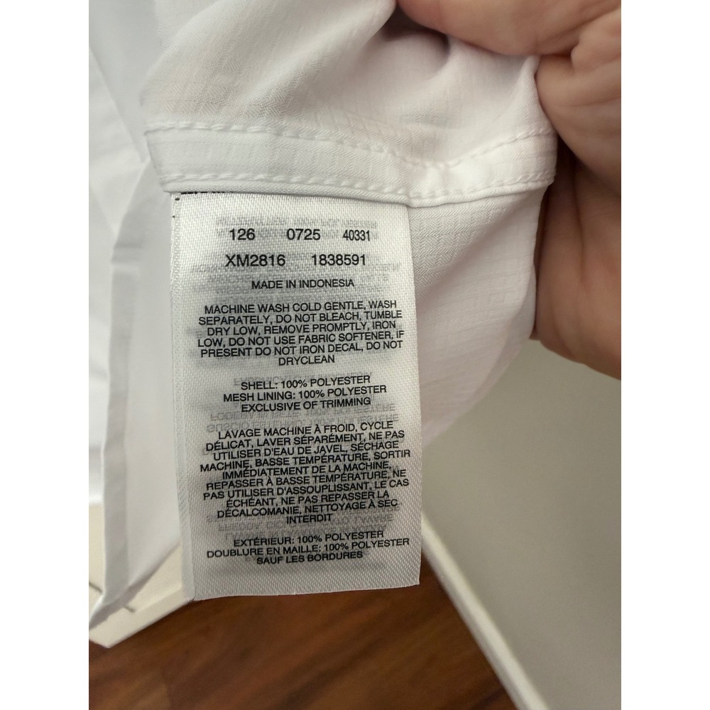 Columbia XL White short-sleeve button-down fishing shirt with dual chest pockets - Picture 4 of 7